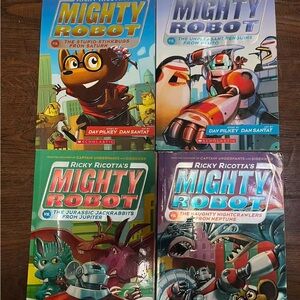 Scholastic Mighty Robot Toy Set Blue and Red